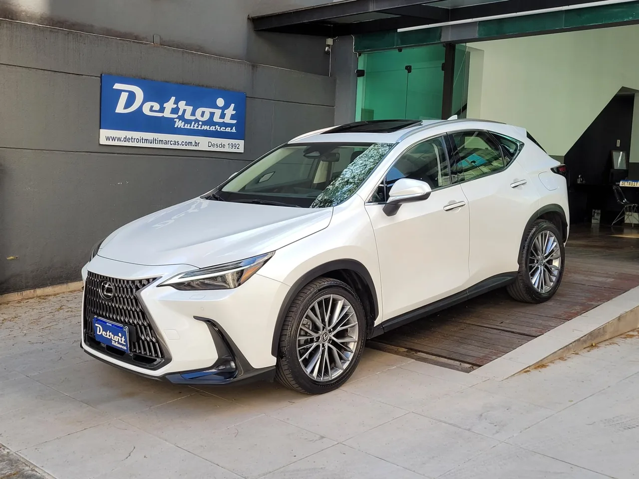 LEXUS NX 350h 2.5 16V VVT-I HYBRID LUXURY CVT AWD