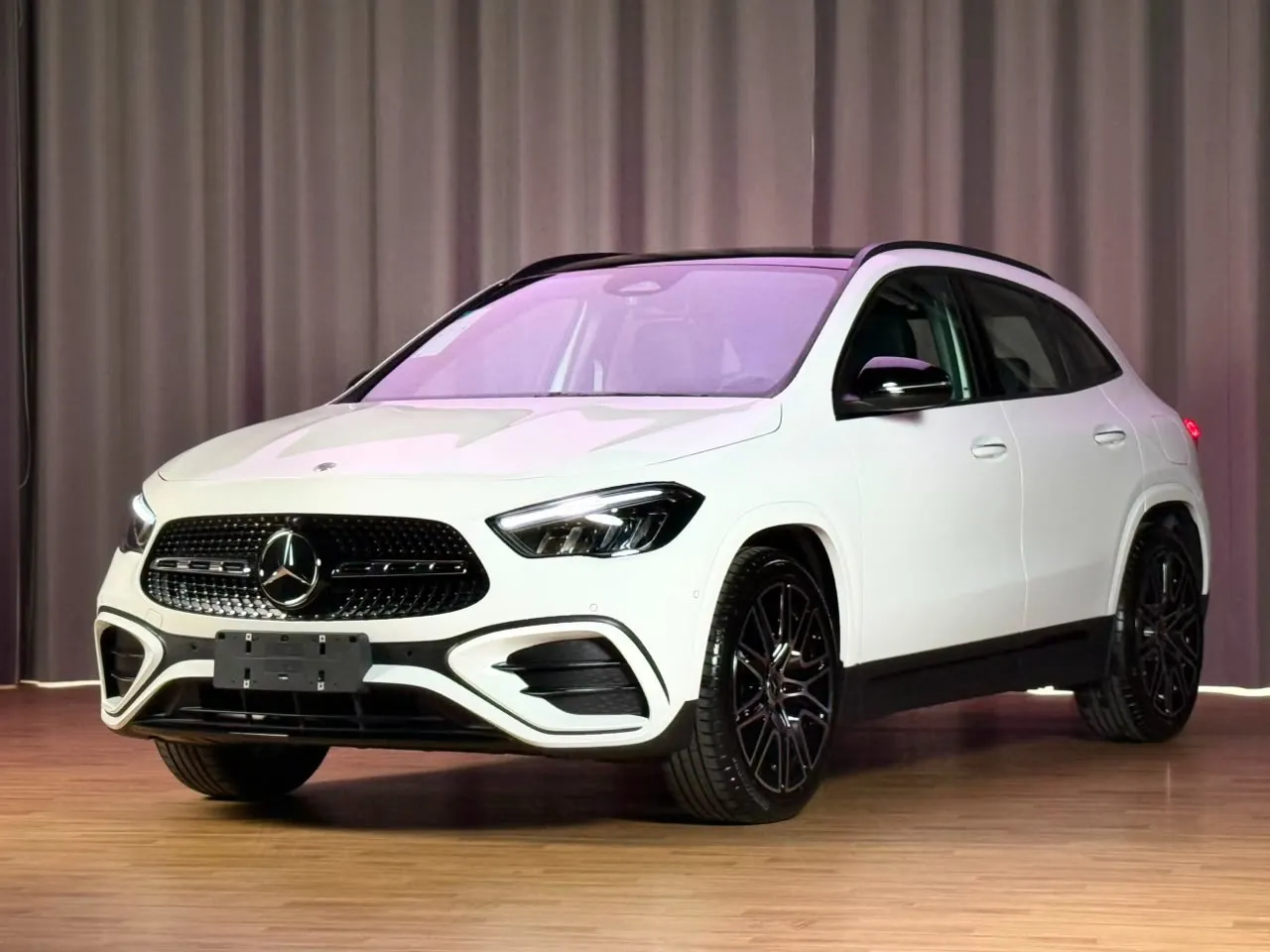 MERCEDES-BENZ GLA 200 1.3 MHEV NIGHT EDITION 7G-DCT
