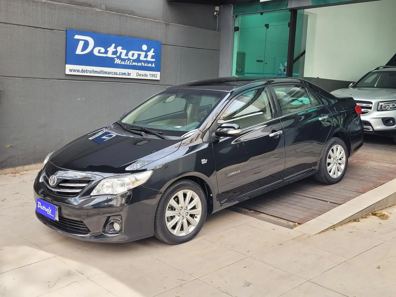 TOYOTA COROLLA 2.0 ALTIS 16V FLEX 4P AUTOMÁTICO — foto 1 de 20